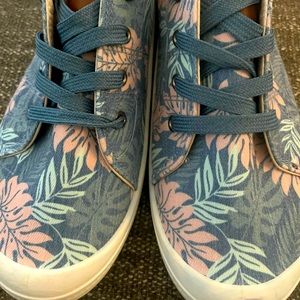 Vintage Havana size 8.5